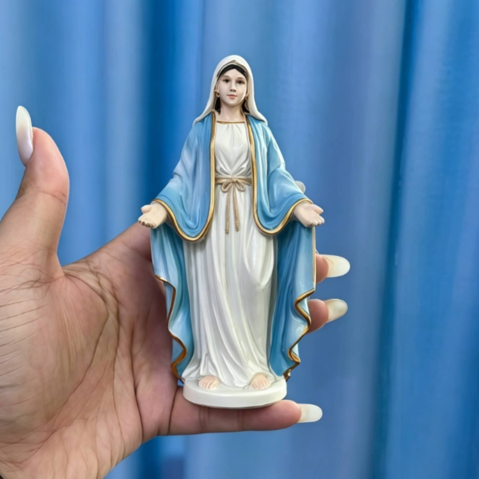 Female Resin Statue Special Ed - Resin Art Design review and price